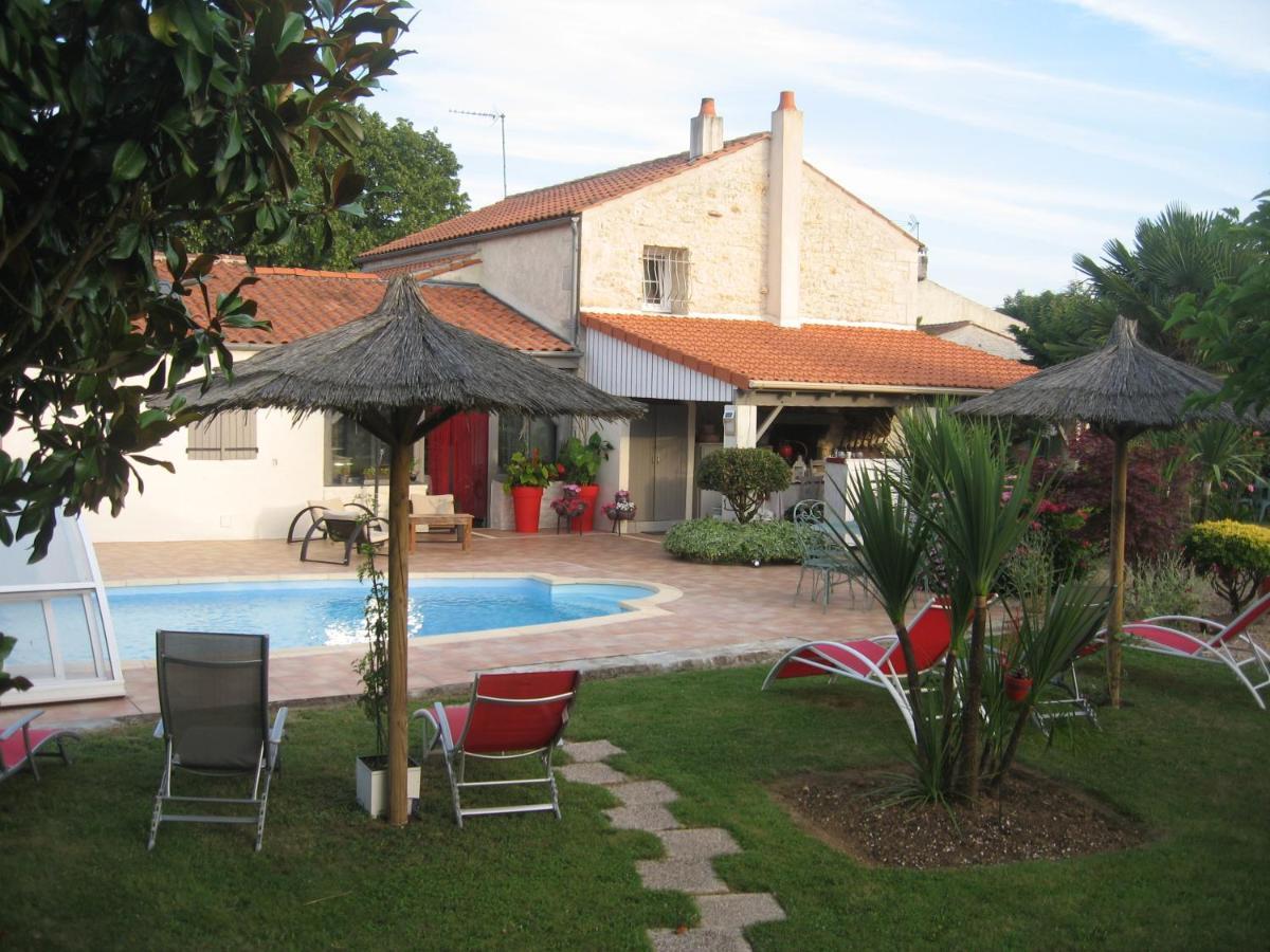 La Roseraie Trizay Exterior foto